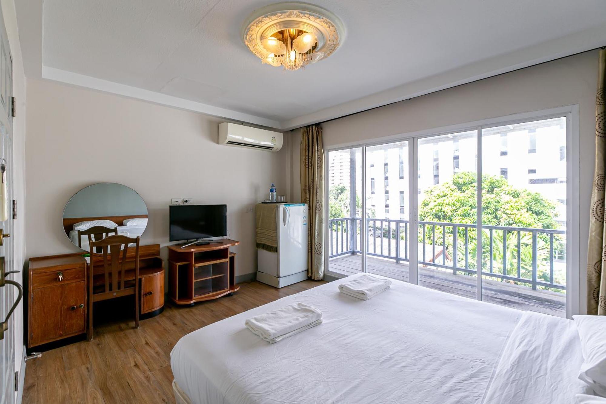 Wong Amat House Otel Pattaya Dış mekan fotoğraf